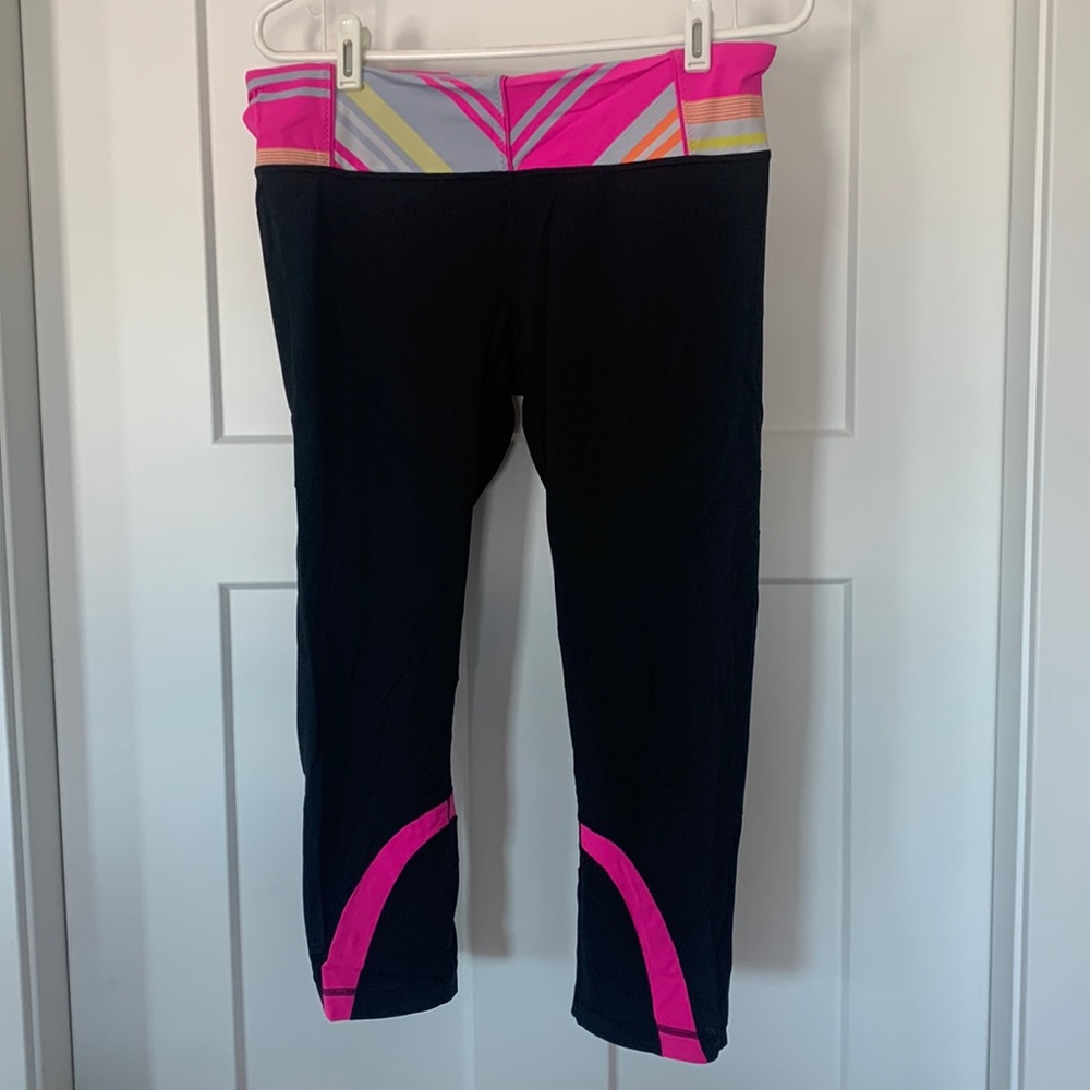 Black Lululemon crops
